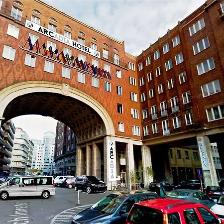 Hotell Arcadia 4*