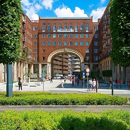 Arcadia Hotell