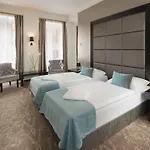 Arcadia 4* Budapest