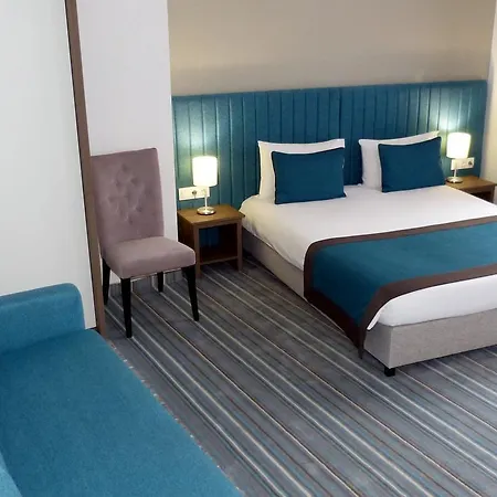 Arcadia 4*